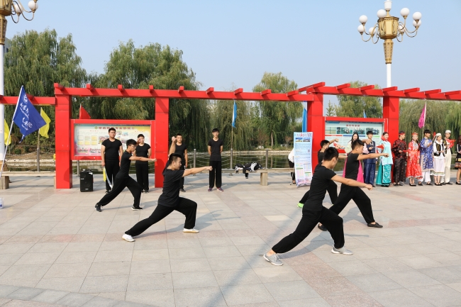 校区参加山东省暨泰安市全民终身学习活动周启动仪式